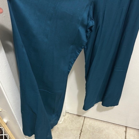 Teal Sleeveless Jumpsuit - Picture 3 of 3